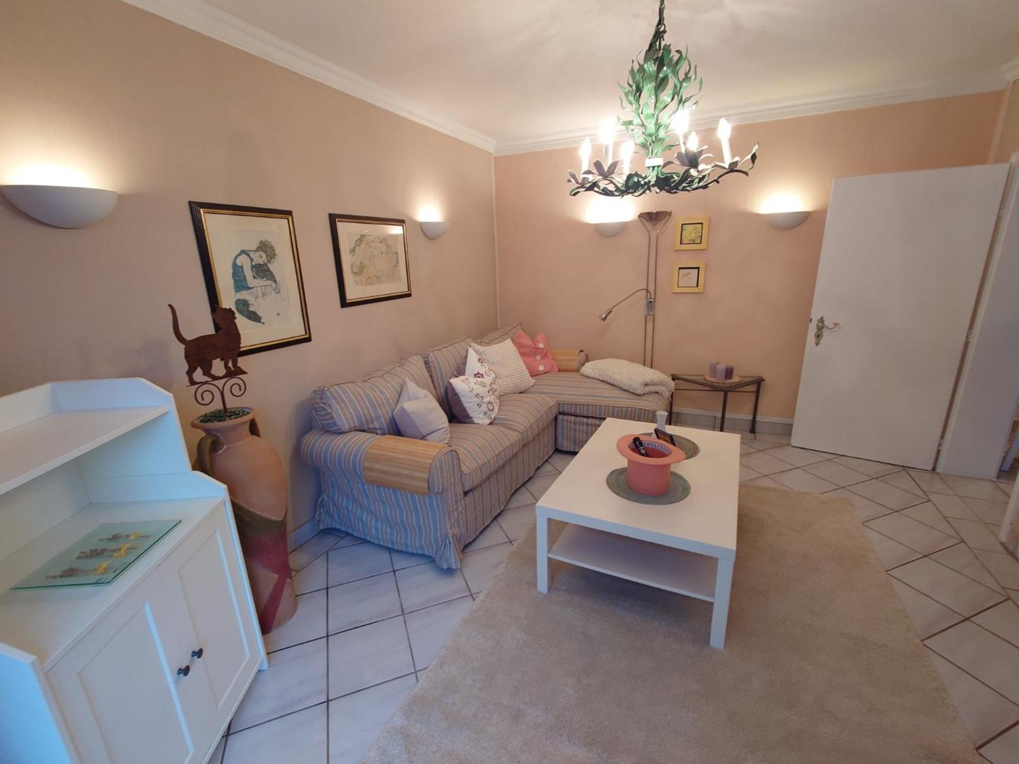 Graf Luckner Hues Apartment *